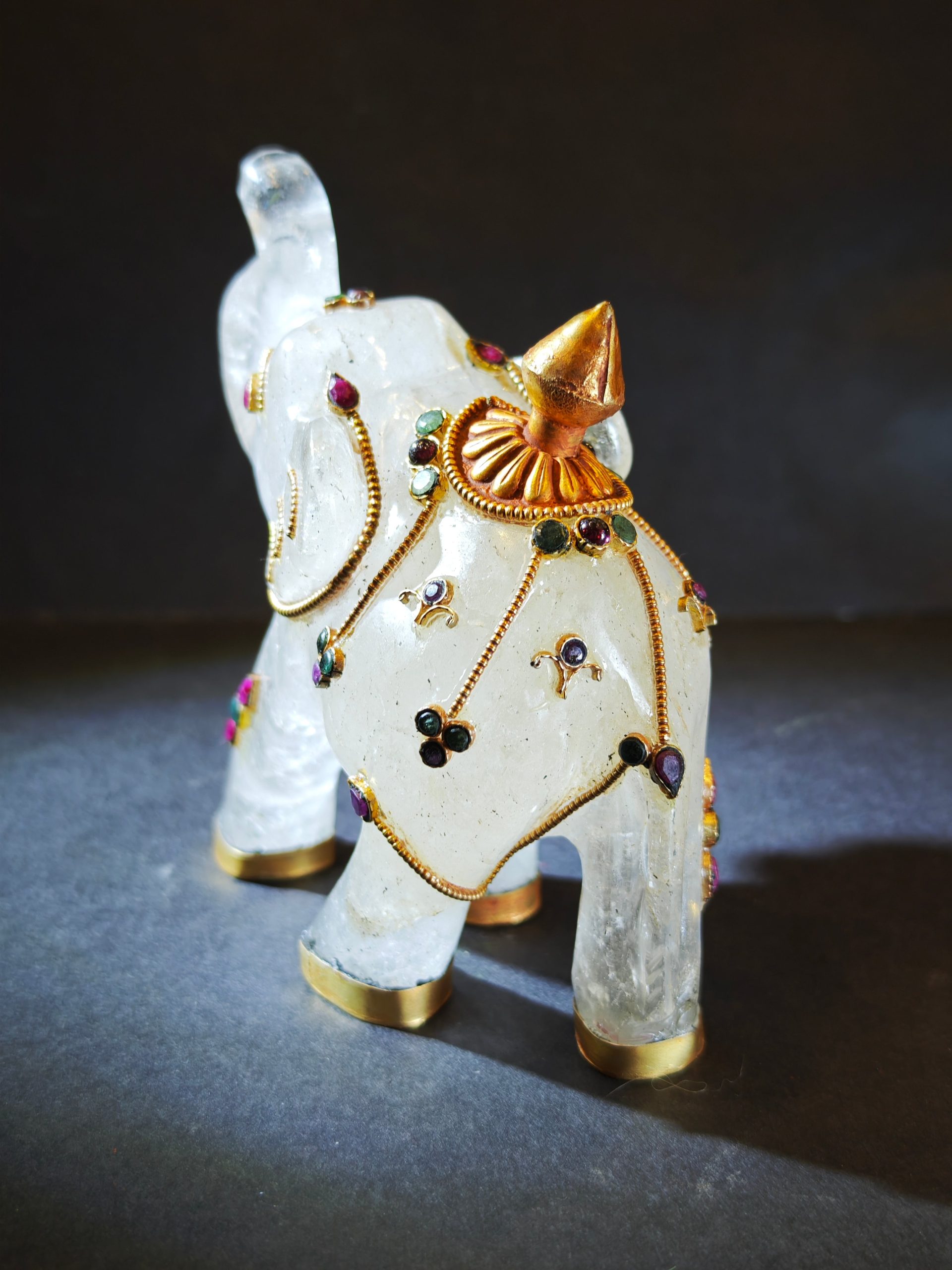 EastKarma LUCKY ELEPHANT CLEAR QUARTZ PROSPERITY ORNAMENT - Image 3
