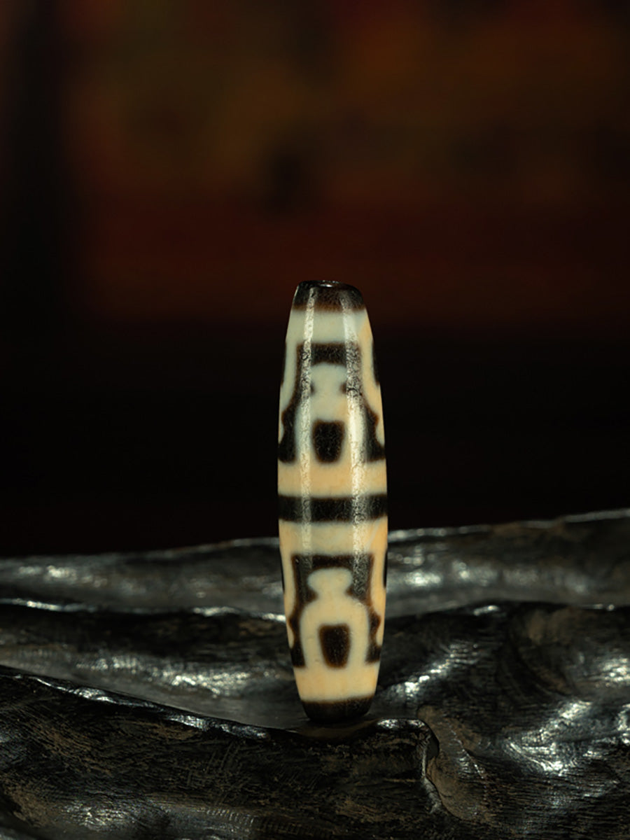 EastKarma TIBETAN PURE CALCIFIED EIGHT AUSPICIOUS LONGEVITY VASE DZI BEAD NECKLACE