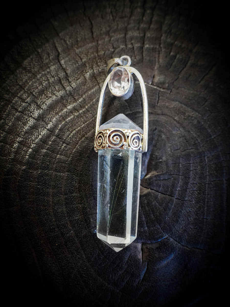 EastKarma AMPLIFY CLARITY STRENGTH NECKLACE | CLEAR QUARTZ STERLING SILVER