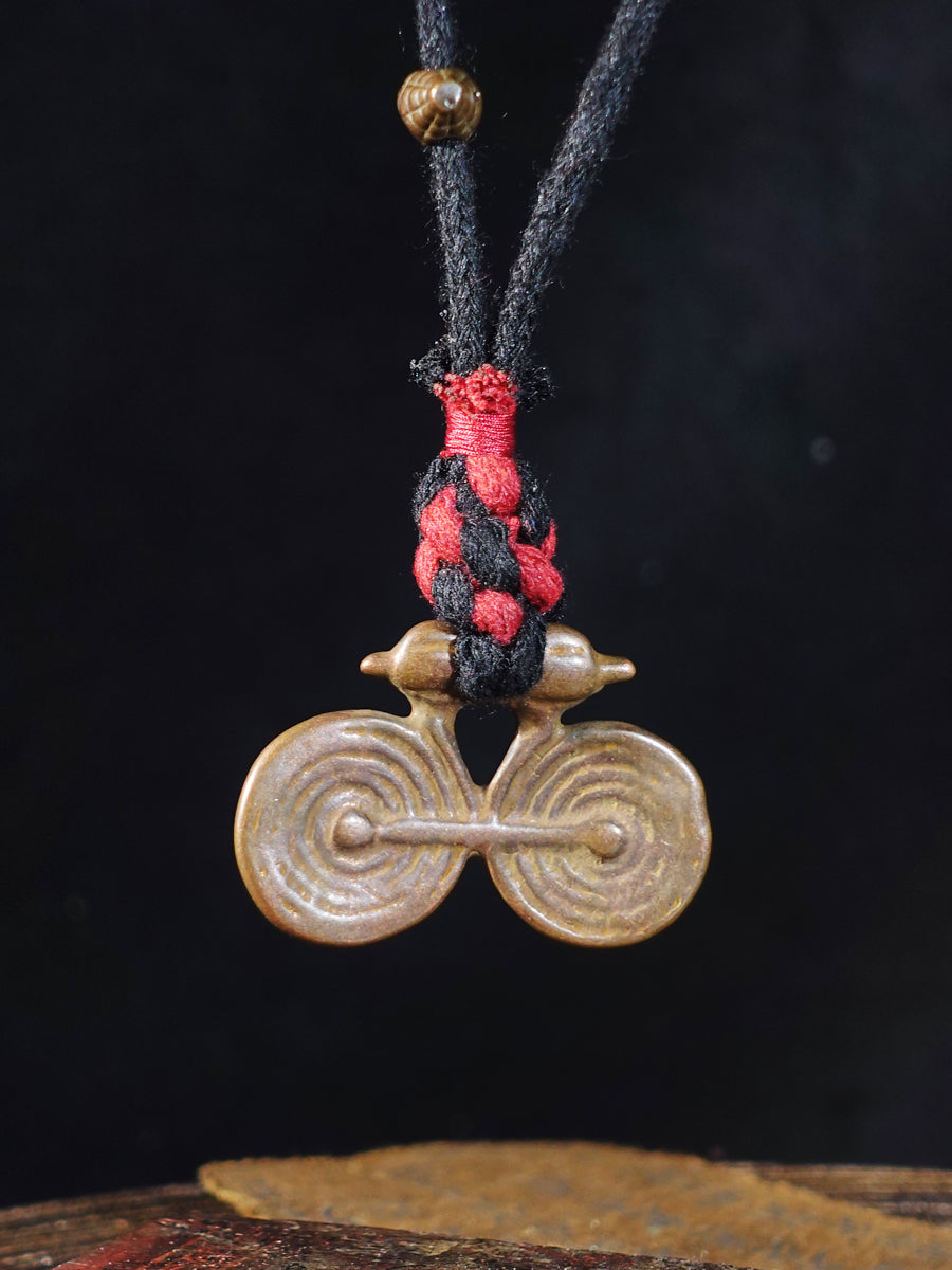 EastKarma ANCIENT TIBETAN JOYOUS SWIRL VAJRA THOKCHA NECKLACE