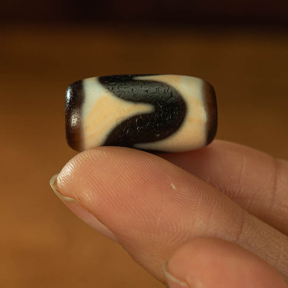 EastKarma RED-INFUSED DZI NECKLACE – SMALL BUT MIGHTY ENERGY CHARM - Image 5