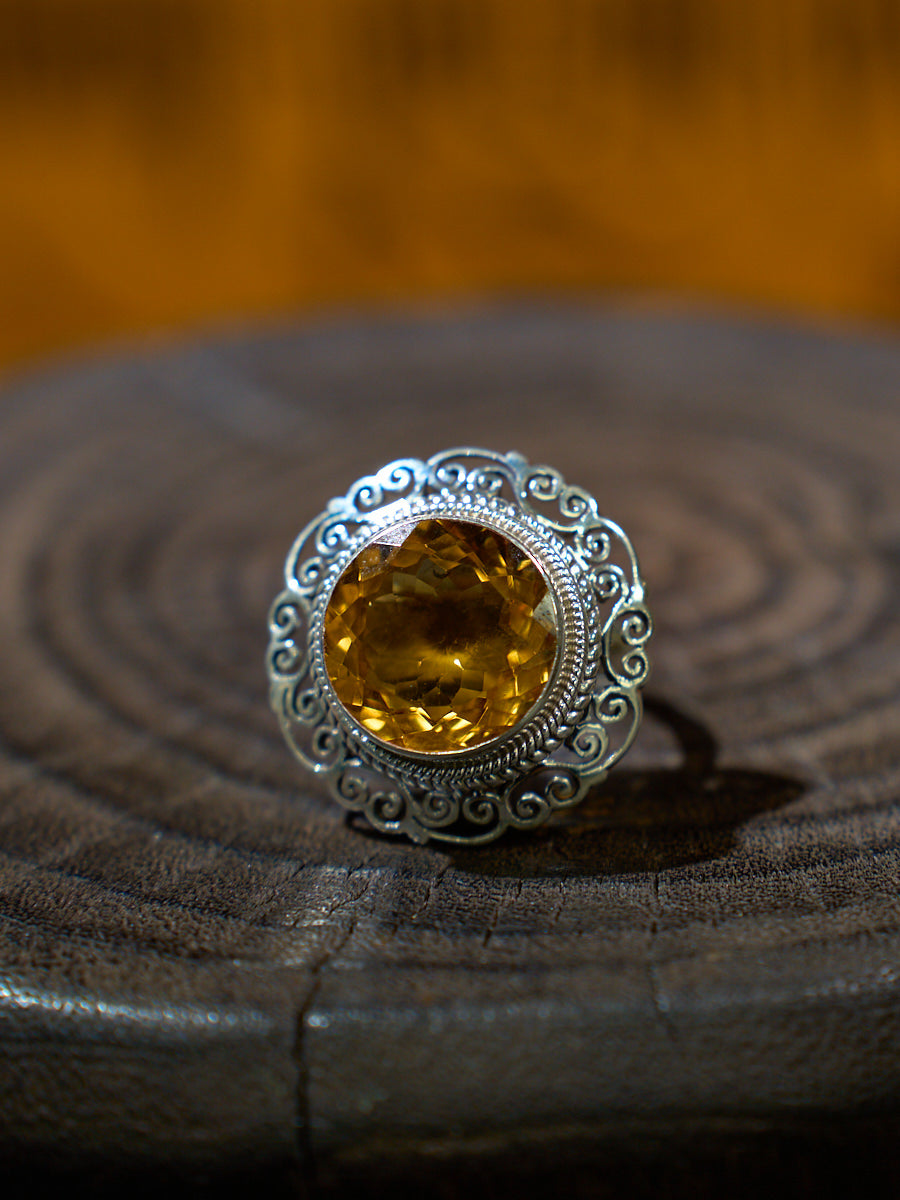 EastKarma CITRINE SILVER RING – GUARDIAN OF FORTUNE AND RADIANCE OF HIMALAYAN WISDOM