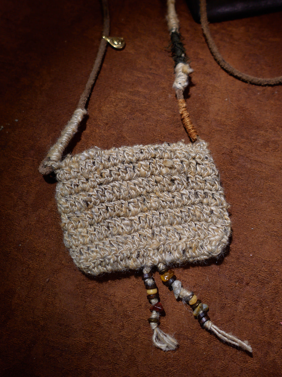 EastKarma TRANQUILITY HANDMADE DECORATIVE POUCH WITH NATURAL BEADS - Image 5