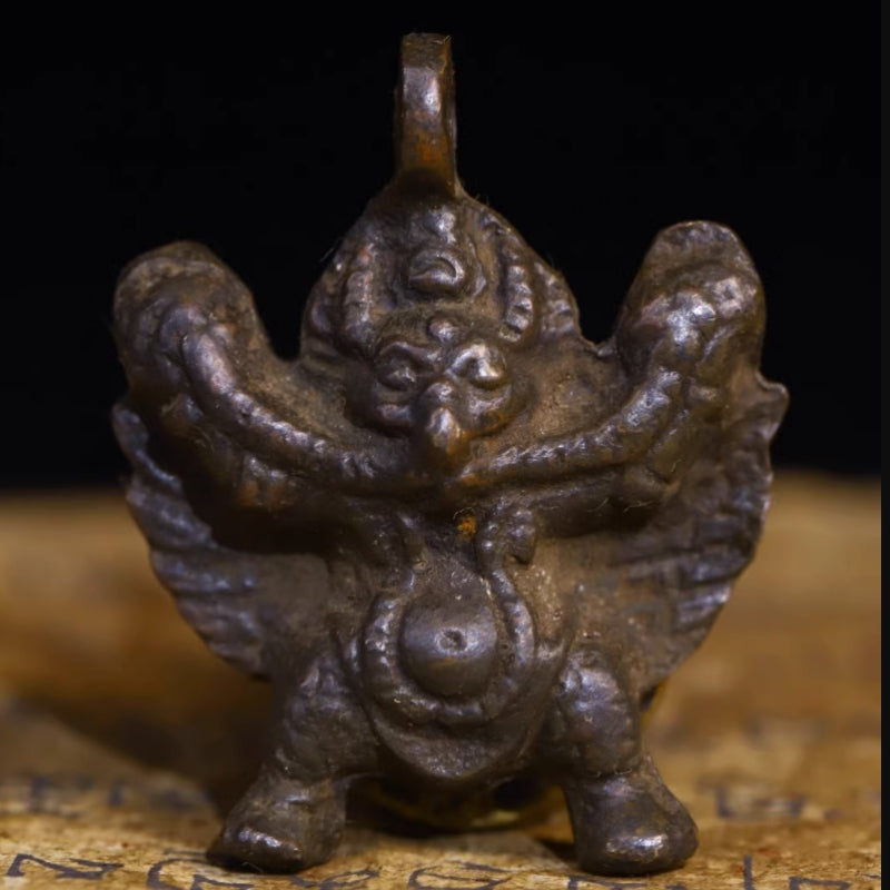 EastKarma KHYUNG NGONPO TALISMAN NECKLACE TIBETAN THOKCHA