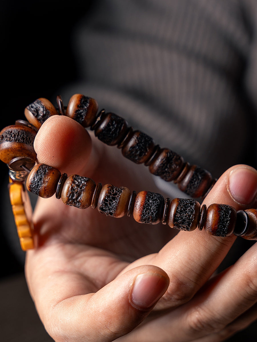 EastKarma GUARDIAN AGATE AND YAK BONE PROTECTION BRACELET - Image 4