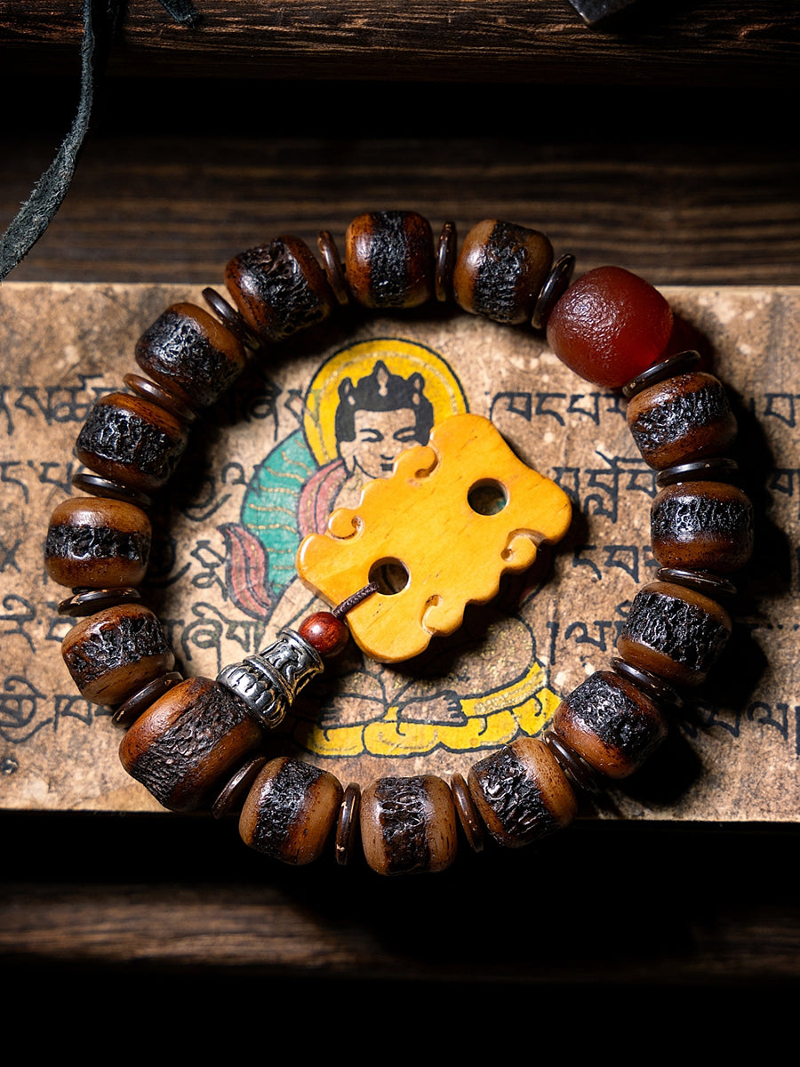 EastKarma GUARDIAN AGATE AND YAK BONE PROTECTION BRACELET - Image 2