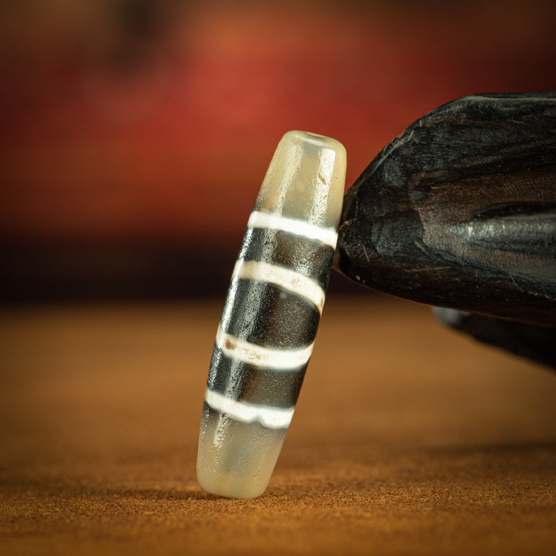 EastKarma TIBETAN MEDICINE LINE BEAD FROM TIBET