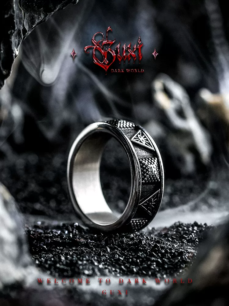 GUXI【不眠夜】小众个性钛钢戒指男复古食指环送男友礼物简约百搭