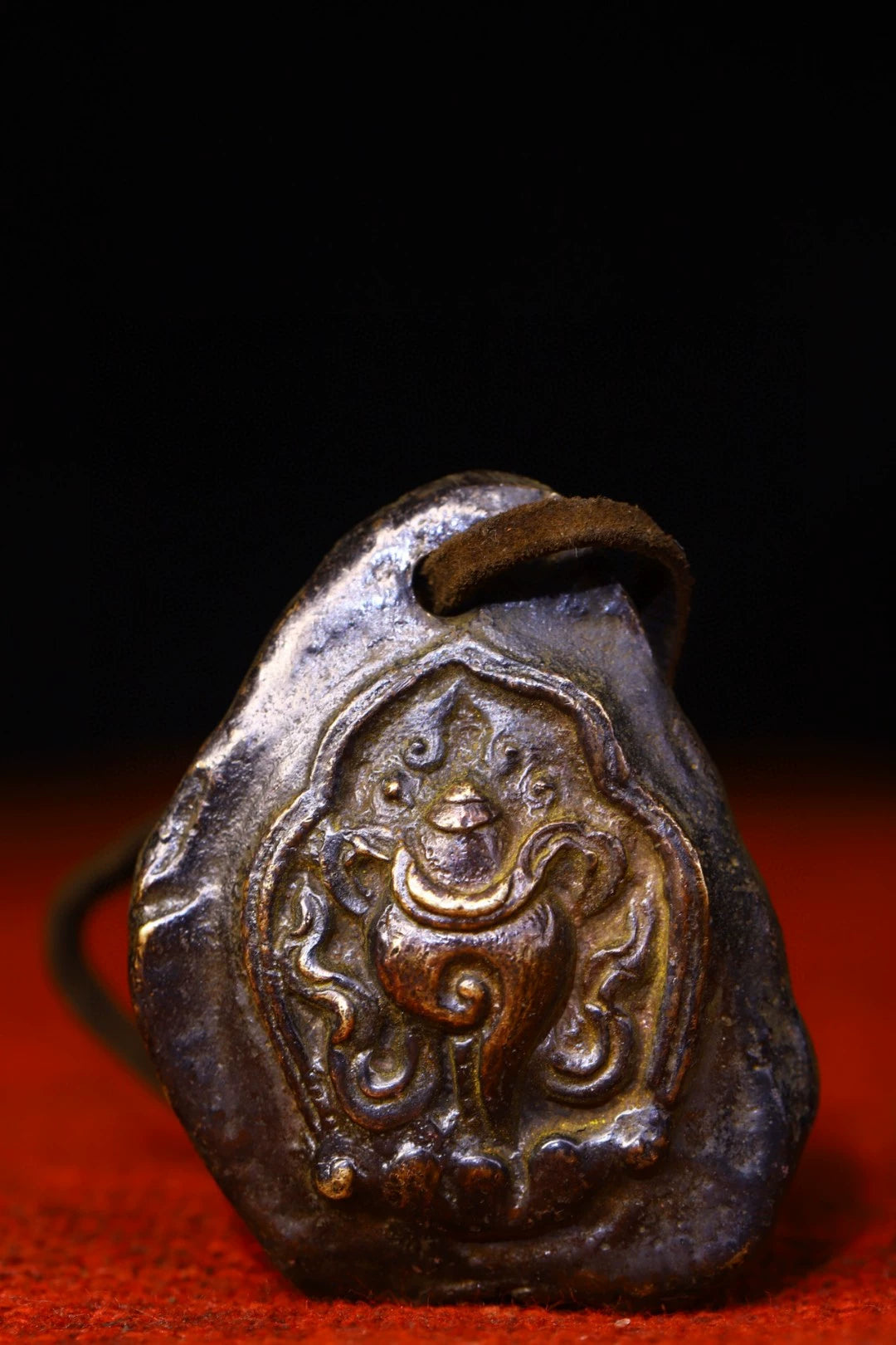 EastKarma CONCH WEALTH THOKCHA NECKLACE FOR ELIMINATING POVERTY